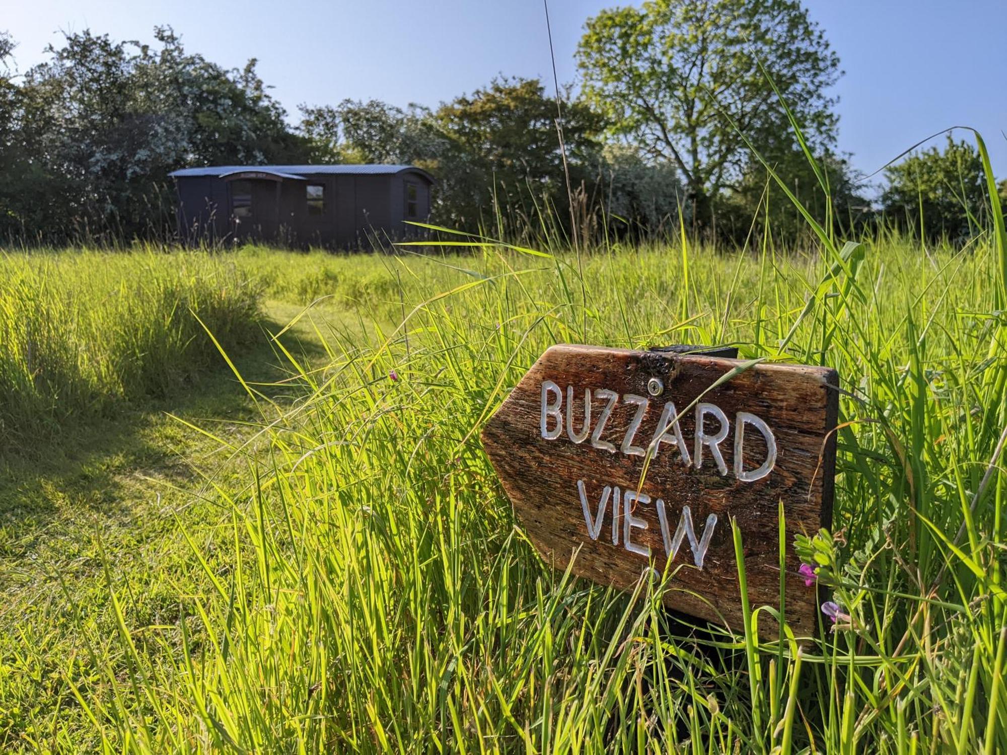 Blue Sky Huts Hotel Chediston Buitenkant foto